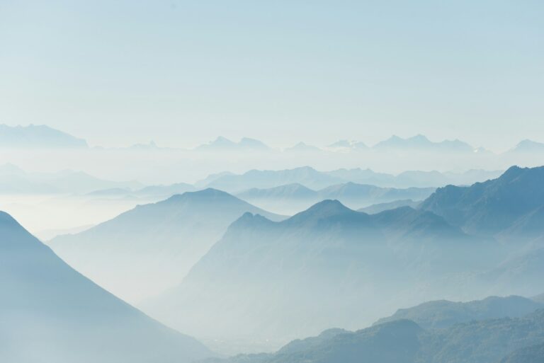 alessio-soggetti-gdE-5Oui1Y0-unsplash