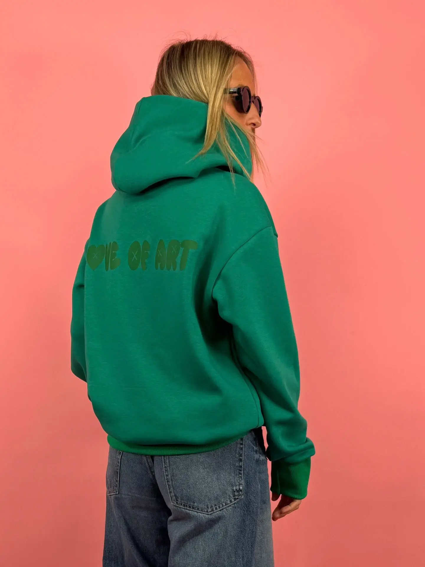 loa mikina love of art