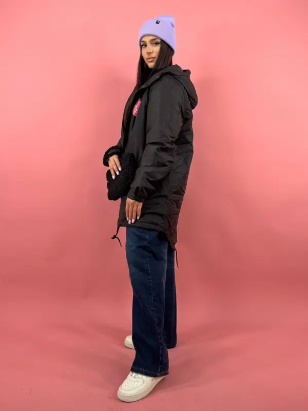 loa parka catty